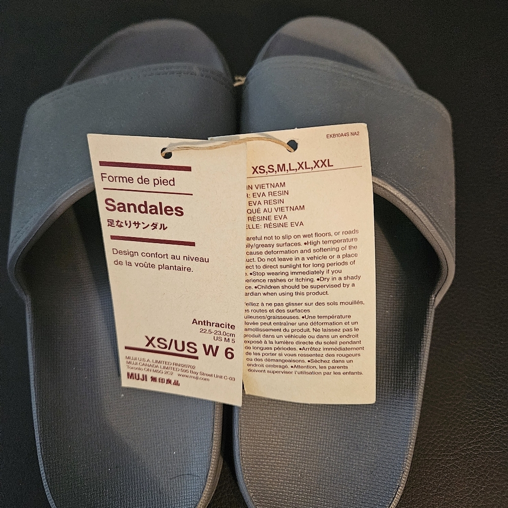 Muji sandals